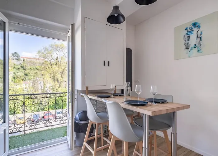 Apartament Superbe Dans Le Centre Historique *